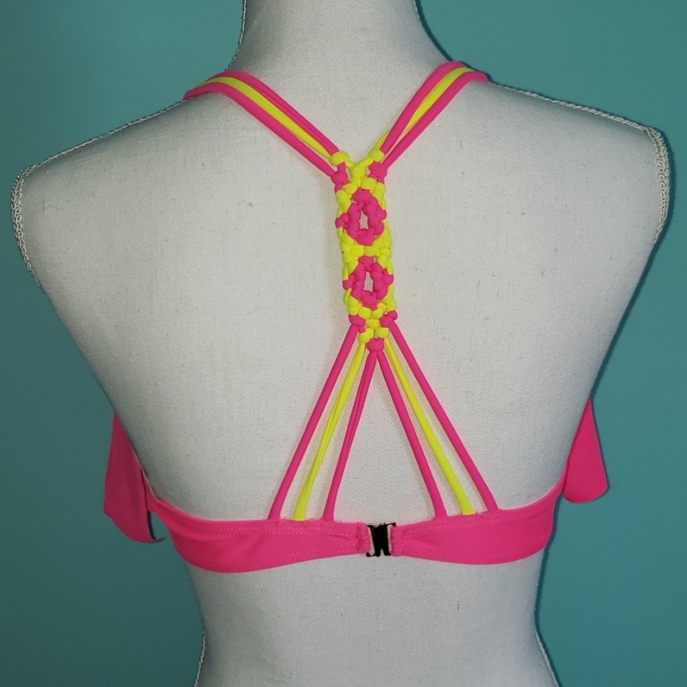 NWT YMI Swimwear Bikini Top - Picture 2 of 4